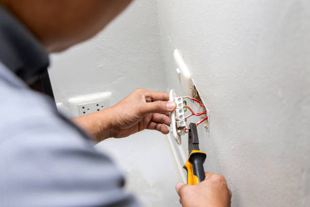 Best Affordable Emergency Electrician  in Barboursville, WV